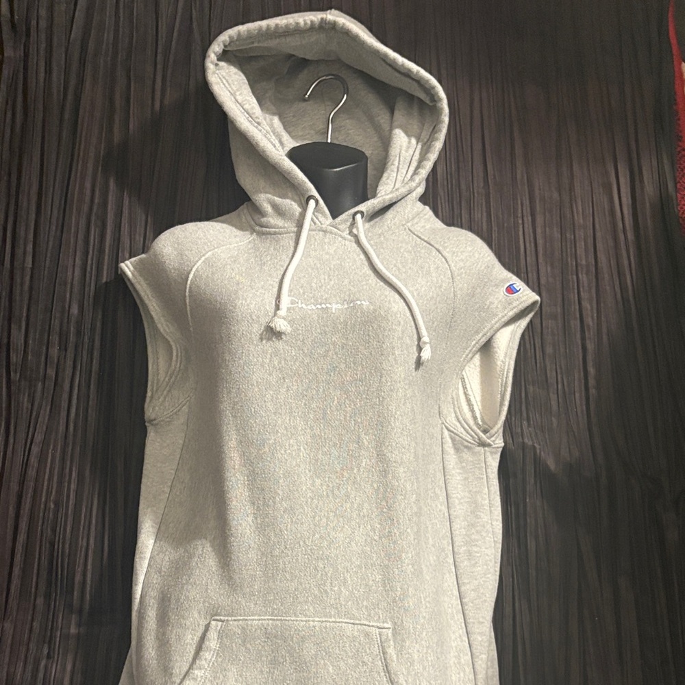 Champion Light Gray Long Sleeveless Hoodie